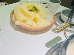 -洪氏嗨捞·广东猪肚鸡·椰子鸡火锅(西咸万象城店)