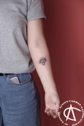 -AC TATTOO 纹身
