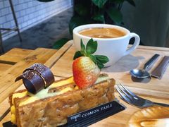 平白咖啡-Common Table · Brunch & Coffee