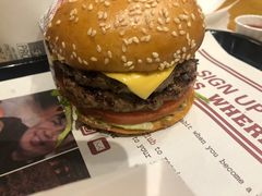 -The Habit Burger Grill 哈比特汉堡(爱琴海店)