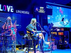 -INLOVE Live House