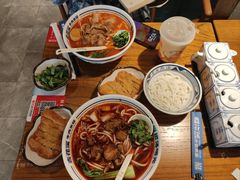 -鑫花溪牛肉米粉(文星广场店)