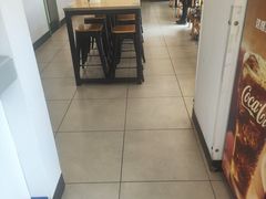 -老乡鸡(武汉中南梅苑小区地铁站店)