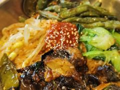 老妈拌饭-聚合鑫东北熏酱熟食麻辣面(长阳店)