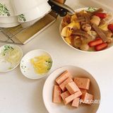 因为太爱吃辣家里又没有电磁炉只好学做冒菜，和舅妈一起