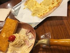 -I HOLIC艾豪丽披萨(KKone店)