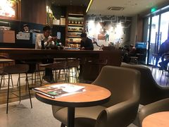 -星巴克(金谊广场店)