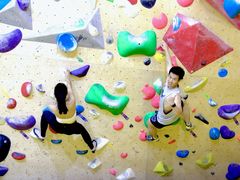 -问山MountQuest攀岩馆