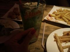 -Helens海伦司小酒馆(津湾广场店)