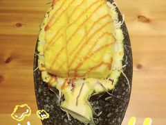 菠萝沙拉-小木屋米酒店总店