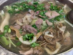 跷脚牛肉-谢老五跷脚牛肉·非遗传承店
