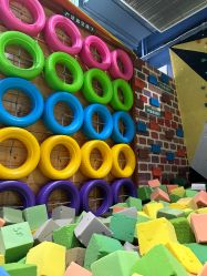 -反弹蹦床公园·亲子乐园·团建·派对(尚品奥莱店)