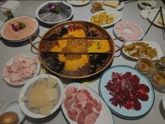 -朗塗老味火锅·江景无人机(长嘉汇店)