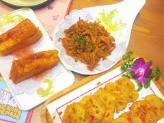 -胡桐里音乐酒馆(孝南店)