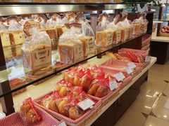 -红宝石·鲜奶小方·海派西点房(南丹店)