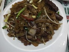 牛杂炒河粉-莅香岛港式餐厅(滨江道店)