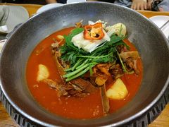 -喇喇排骨火锅·传统韩式脊骨汤(望京西园总店)