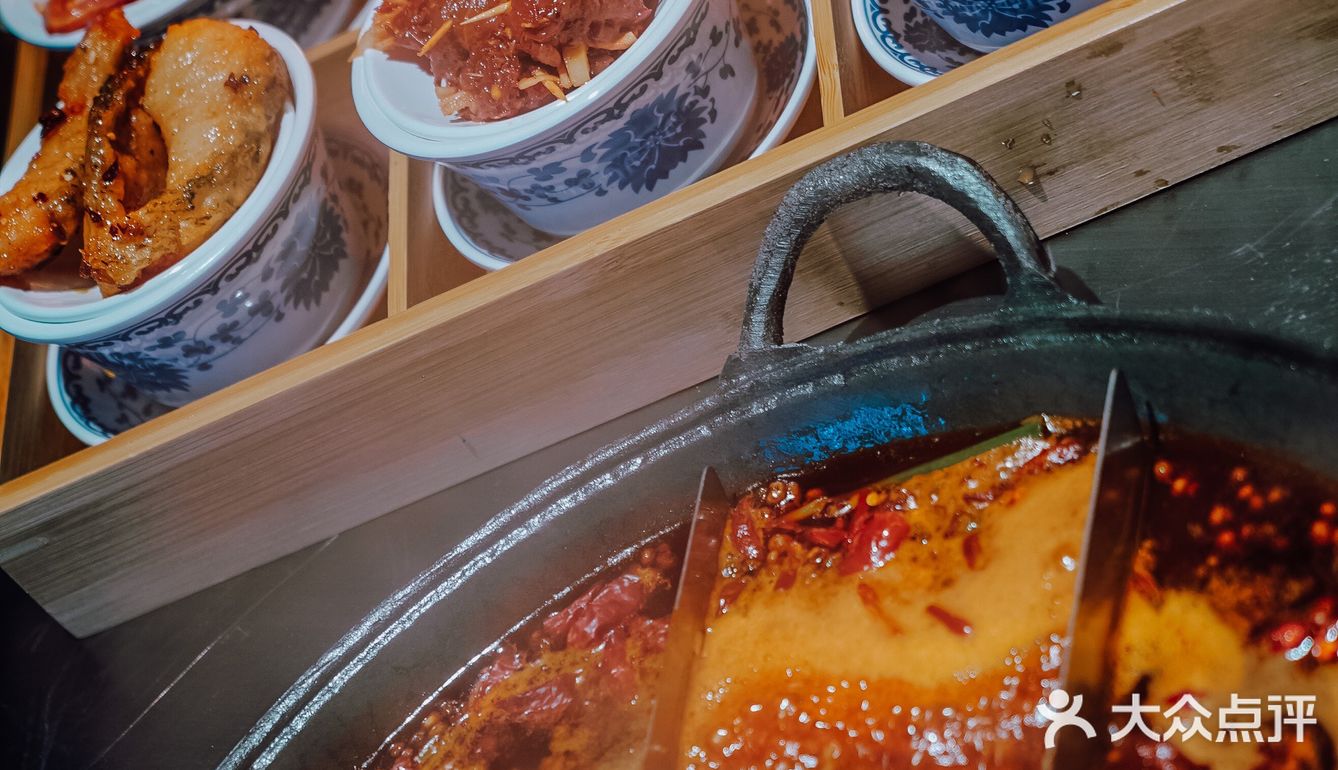 今天嘴馋去吃了井格重庆火锅！❤啊！幸福！！