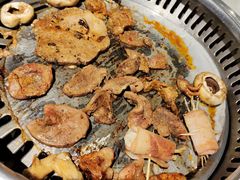 -汉金城海鲜烤肉自助百汇(威海威高广场店)