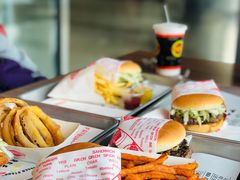 -FATBURGER 特富客汉堡(外交公寓店)