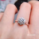 70分无敌显大的花花🌸钻戒💍