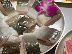-围炉肉舍丹东海鲜烤肉·烤活鳗(步行街店)