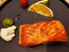 现煎三文鱼腩-红林食府