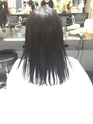 -TONI&GUY