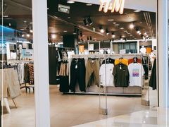 -H&M(鹏欣水游城店)