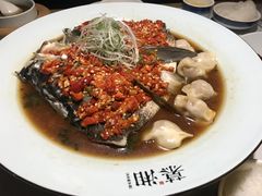 剁椒鱼头王-慕湘精致湖南菜(水贝店)