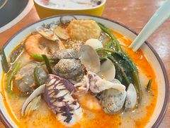 -老何家后安粉·糟粕醋海鲜火锅(三亚湾椰梦长廊店)