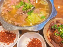 -谢老五跷脚牛肉·非遗传承店