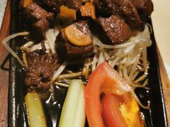 铁锄牛排-穹六人间 people 6(岳阳路店)