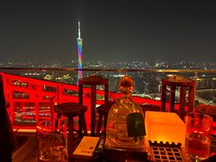 -广州柏悦酒店·悦吧·顶楼露天酒吧