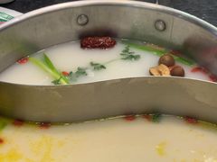 -江小渔鲜鱼火锅(西二道街店)