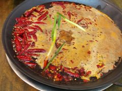 -黄潇洒老火锅(九眼桥宏济巷店)