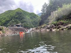 -安吉龙王山峡谷漂流
