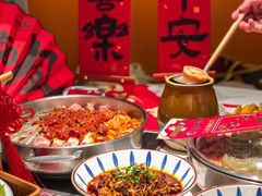 -黄记煌三汁焖锅(新佳丽江汉路店)