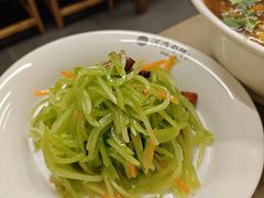 炝拌莴笋丝-河沿肉饼Beijing Pie(锡拉胡同店)