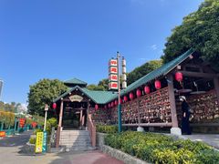 -龙凤山庄影视度假村