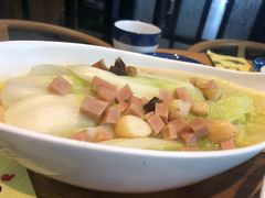 -小三峡食府(西五路店)