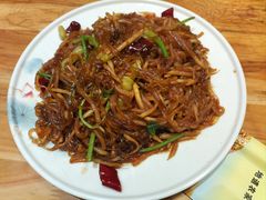 -快乐老家三鲜饺子东北菜(南六中路店)