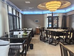 -华冠悠岚·庭院餐厅(青城后山店)