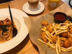 -红小姐咖啡馆(西津渡店)