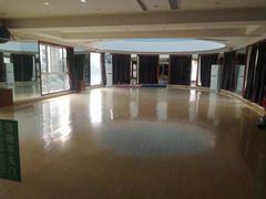 -贝菲特游泳健身(徐泾店)