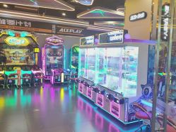 -Lucky Star幸运星&一同潮玩(友阿国际广场店)