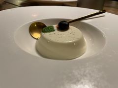 -MONICH牛排融合餐厅(和义大道购物中心店)