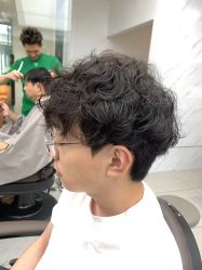 -尤司男士国潮理发馆