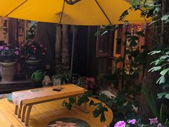 -月亮眼花园餐厅书吧酒吧