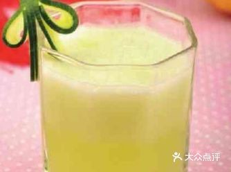 宝宝食养之秋分节气推荐餐单  黄瓜梨汁  